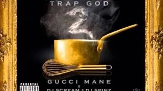 Squad Car (Feat. Big Bank & OG Boo Dirty) - Gucci Mane (Trap God 2)