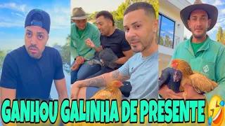 🔥 CARLINHOS MAIA GANHOU GALINHAS DE PRESENTE 🤣 TIRULIPA NÃO ACREDITOU QUANDO VIU AQUILO 🤣🤣