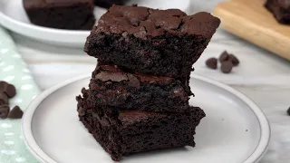 Soft rich and melt in your mouth BROWNIES #easy #baking #brownie #dessert