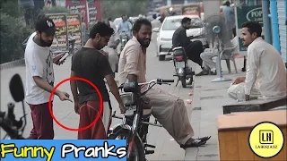 Funny Reaction Pranks By Lahorianz | Pranks in Pakistan |