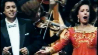 Raina Kabaivanska & César Hernández - Bimba dagli occhi pieni di malia (PAVAROTTI PLUS, NY, 1992)