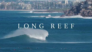 Long Reef  - Surfing big waves at the bommie