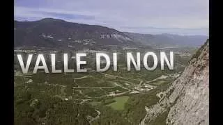 VOLO DI ELICOTTERO: VETRINA DELLA VAL DI NON