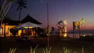 DEGUNG BALI - YOGI BEACH BUNGALOWS - Nusa Lembogan