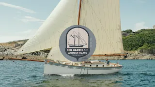 Wooden boat CONSTANCE is launched (incl. sailing footage)