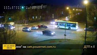 ДТП (авария г. Волжский) пр. Ленина ул. Комсомольская 23-12-2019 08-03