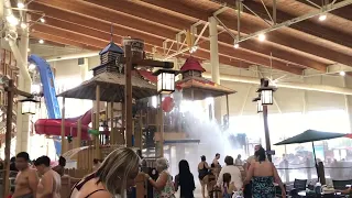 Water Pool in to the Great Wolf Lodge