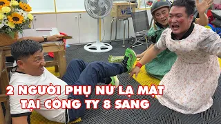 Cười xỉu 8 Sang đang phát quà 8 tháng 3 bỗng xuất hiện 2 người phụ nữ lạ mặt