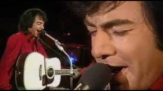 Neil Diamond  - Sweet Caroline (Remastered)