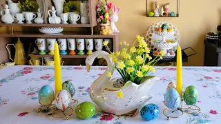 HOME TOUR 3 | BIG VINTAGE EASTER TOYS DISPLAY WINDOW and Dining Room Spring Holiday Décor!