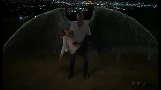 Lucifer S03E23 : Amenadiel gets his wings back