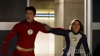 The Flash 5x10 Barry can't stop phasing
