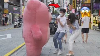 They had the Biggest Screams: Giant pink bear Prank
