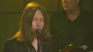 Skyville Live   Blackberry Smoke's Charlie Starr standing