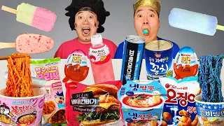ASMR MUKBANG | BLUE VS PINK FOOD ICECREAM CANDY Desserts (FIRE Noodles, chocolate) Convenience store