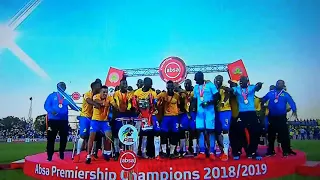 Sundowns lifting the trophy - 2018/18 PSL Champions