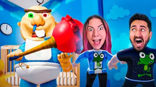 FUJA DO BEBÊ MALVADO no Baby Bobby’s Daycare - Roblox