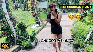 Very funny prank! The girls scream and jump so much!!!  // bushman prank 2023 / vn prank 🎄🎄🤶🧑‍🎄