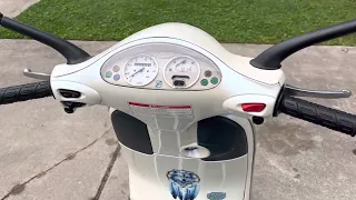 GhostFolf86 Does A Walkaround Of His 2003 Piaggio Vespa ET2 50cc Moped