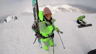 Niseko Annupuri Powder Skiing Peak Laps in Niseko Japan