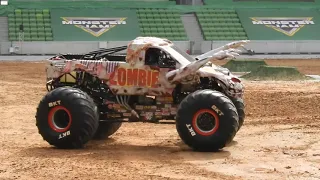 Monster Jam Melbourne 2019 Show 1 Zombie Two Wheel Skills