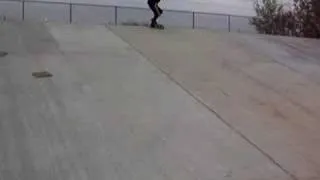 eating crap on my skateboard