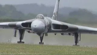 Avro Vulcan XH558 at Kemble 18th June 2011