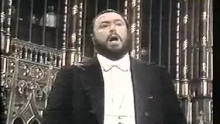 Luciano Pavarotti - Montreal - 1978 - Adeste Fideles