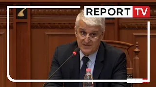 Majko acarohet keq me deputetin Papa: Unë kam tashmë flokët e bardha dhe ti ke hequr kaçurrelat