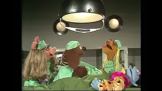 The Muppet Show - 312: James Coco - Veterinarian’s Hospital: Spanish Dancer (1978)