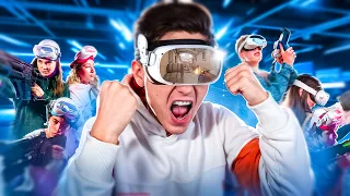 ИГРАЮ С ПОДПИСЧИКАМИ НА VR-АРЕНЕ