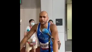 🇮🇹Mario Draghi chiama Marcell Jacobs durante l'intervista dopo aver vinto l'oro all'Olimpiade🥇🇮🇹