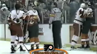 Dec 14, 1985 Rick Tocchet vs Bob Probert Philadelphia Flyers vs Detroit Red Wings