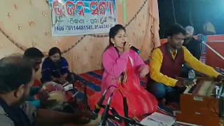 mo kanhei raja kuade gala. covered by kajol