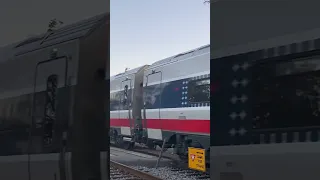 Amtrak Hiawatha Set Departing Glenview