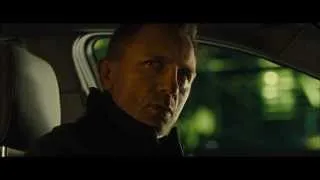 Skyfall - Shanghai: 007 Pursues Patrice by Car (1080p)