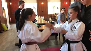 Grandmaster Samuel Kwok teaching Austria Karate World Champion Wing Chun 郭思牧大師 教奧大利 空手道世界冠軍詠春拳