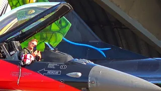 Danish Air Force F-16 Demo pilot takes a sefie with Belgian F-16 Demo Dream Viper!!!