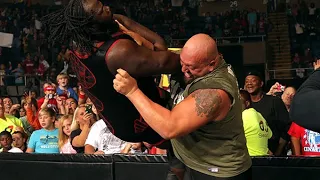 Big Show Chokeslams to Mark Henry