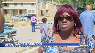 Neighbors visit Muskegon Heights’ first new home in 17 years