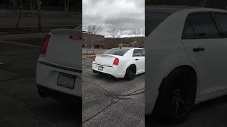 Chrysler 300 Hemi Burnout - Sound On!