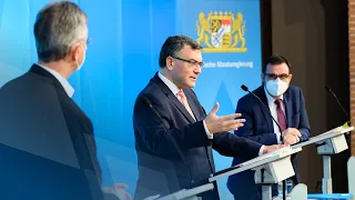 Video in Gebärdensprache: Pressekonferenz nach der Kabinettssitzung (25.01.22) - Bayern