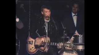 Johnny Hallyday  -  J'suis Mordu Live 1960 Colour