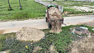 Best 5T Dump Truck Loading Soil With Small Bulldozer Pushing Filling a Land