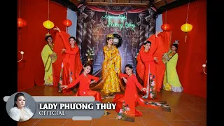 Hậu Trường : Sự Chịu Chơi Của Lady Trong MV Cổ Trang Ngọc Ngà Phương Đông