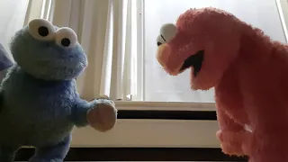 Elmo and Cookie Monster - Poker Face