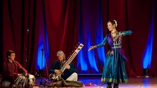 Classical Kathak with live music in teentaal by Kinga Malec