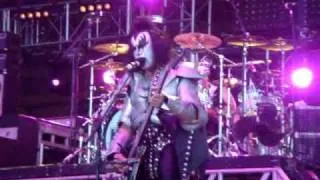 KISS 2008 - Alive 35 Tour "Calling Dr. Love" [HIGH QUALITY]