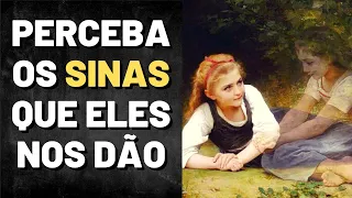 5 SINAIS DE QUE SEU ENTE QUERIDO ESTÁ PERTO DE VOCÊ I Mensagem Espírita