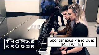 Spontaneous Piano Duet [Mad World] at Station Amsterdam Centraal – Thomas Krüger